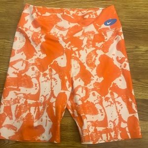 Nike One Luxe Women's 7" Mid-Rise Printed Training Shorts bundle to save!!!